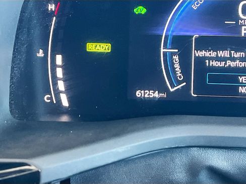 Used 2025 Toyota Camry LE FWD image 12