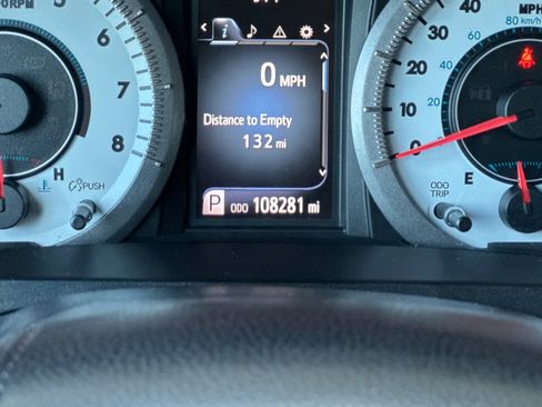 Used 2017 Toyota Sienna SE FWD image 22