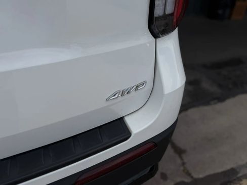 Used 2025 Ford Explorer ST-Line w/ Premium Package AWD/4WD image 53
