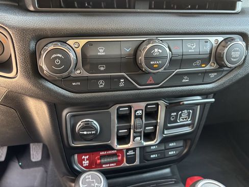 New 2026 Jeep Wrangler Unlimited Sport AWD/4WD image 17