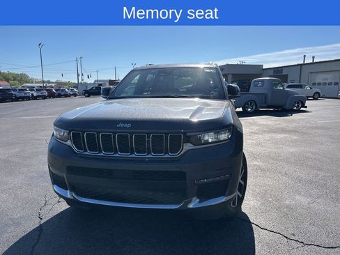 Used 2025 Jeep Grand Cherokee L Limited image 9