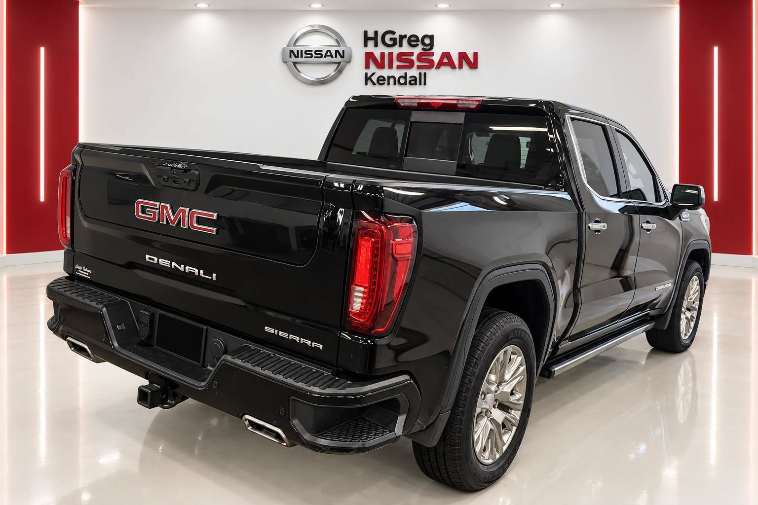 Used 2022 GMC Sierra 1500 Denali AWD/4WD image 4