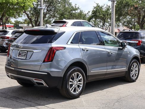 Used 2021 Cadillac XT5 Premium Luxury image 13