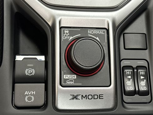 Used 2024 Subaru Forester Premium AWD/4WD image 34
