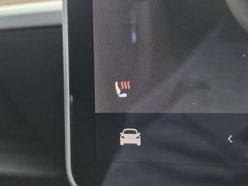 Used 2020 Tesla Model 3 Standard Range Plus image 31