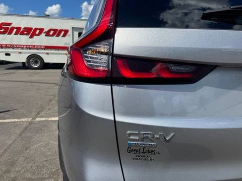 Used 2024 Honda CR-V Sport image 9