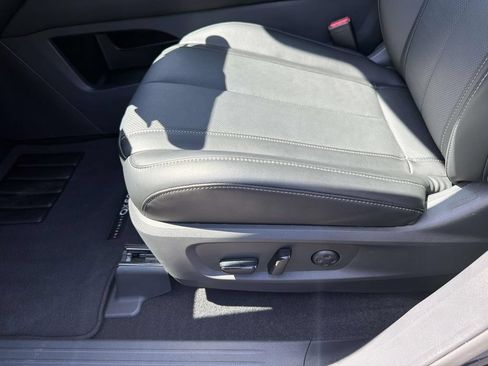 Certified 2026 INFINITI QX60 Pure w/ Cargo Package FWD image 18