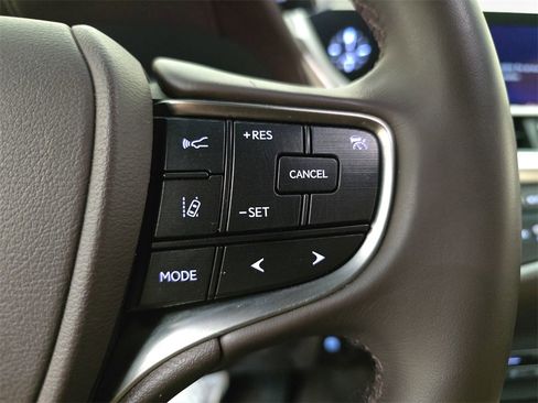 Used 2019 Lexus ES 350 image 20