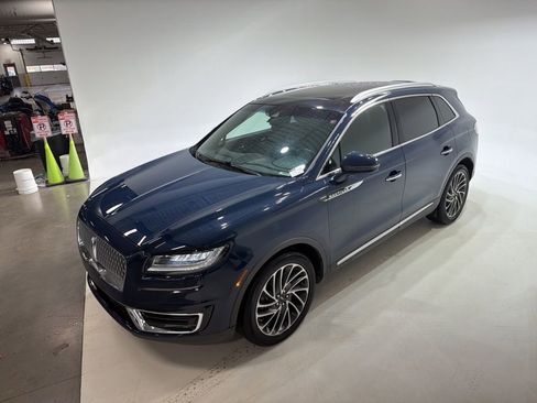 Used 2019 Lincoln Nautilus Reserve image 31