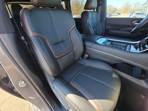 New 2026 Nissan Armada SL w/ Captain's Chari Seat Package AWD/4WD image 26