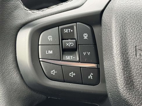 Used 2024 Ford Ranger Lariat w/ FX4 Off-Road Package image 19