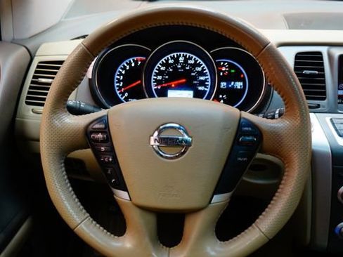 Used 2011 Nissan Murano LE w/ Navigation Pkg AWD/4WD image 12