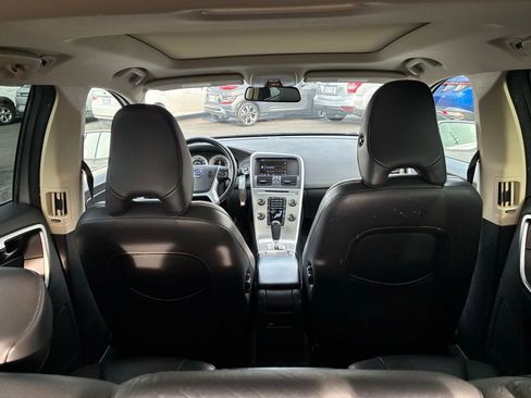Used 2011 Volvo XC60 3.2 image 13