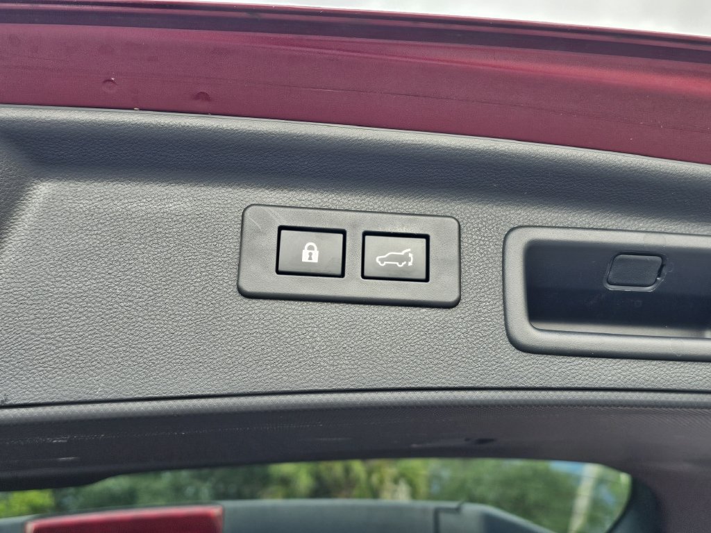 Certified 2023 Subaru Forester Limited AWD/4WD image 10