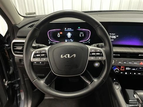 Used 2023 Kia Telluride EX FWD image 17