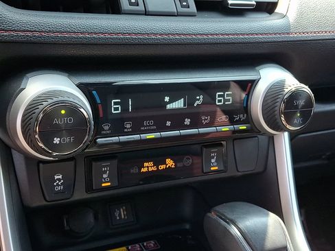 Used 2023 Toyota RAV4 XSE w/ Weather Package AWD/4WD image 18