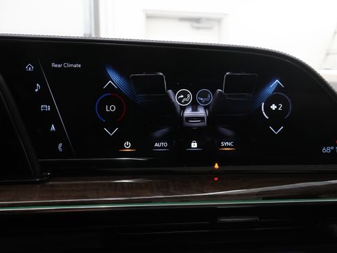 Used 2021 Cadillac Escalade Sport Platinum AWD/4WD image 66