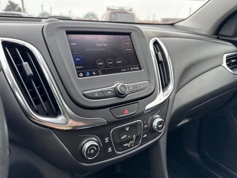 Used 2020 Chevrolet Equinox LT AWD/4WD image 12