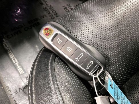 Used 2022 Porsche Taycan 4 Cross Turismo image 13