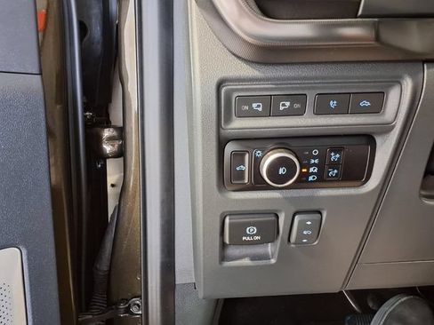 Used 2024 Ford F150 Raptor AWD/4WD image 19