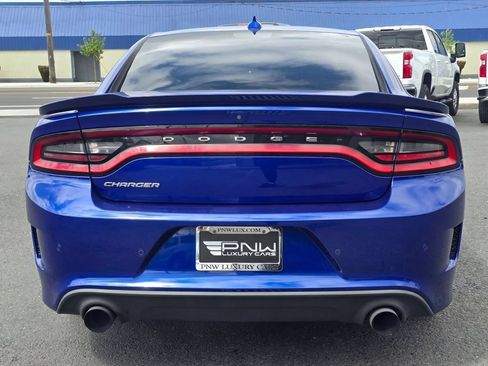 Used 2022 Dodge Charger GT RWD image 7