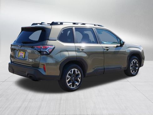 Certified 2025 Subaru Forester Premium AWD/4WD image 7