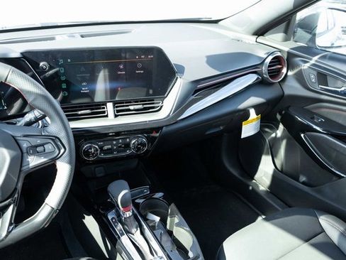 New 2026 Chevrolet Trax RS w/ Driver Confidence Package image 17