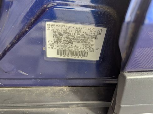 Used 2019 Nissan Kicks SV image 38