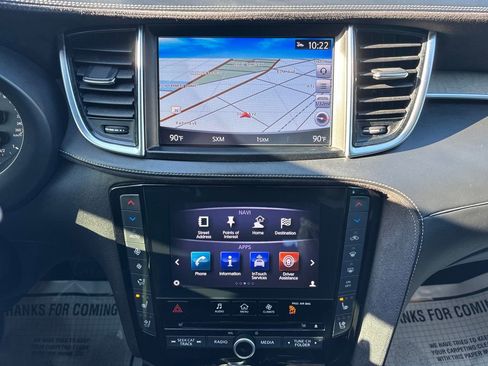 Used 2019 INFINITI QX50 Essential w/ Sensory Package image 24