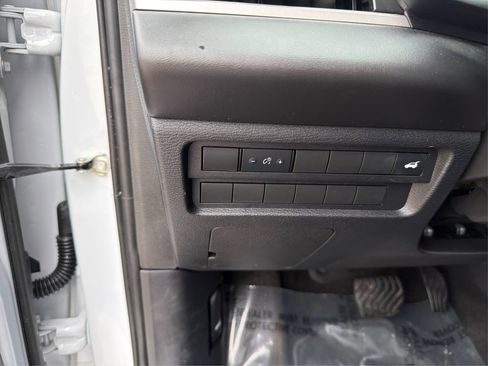 Used 2023 Mitsubishi Outlander SE AWD/4WD image 18