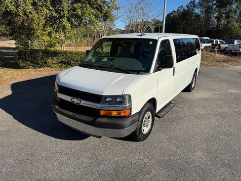 Used 2016 Chevrolet Express 3500 LT w/ LT Preferred Equipment Group image 30