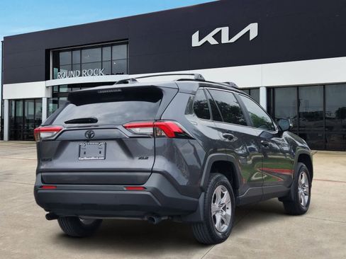 Used 2025 Toyota RAV4 XLE w/ Convenience Package FWD image 5