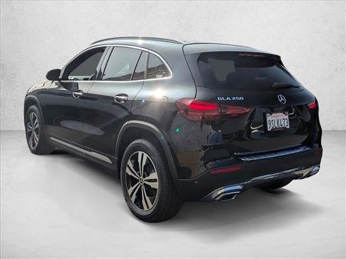 Certified 2025 Mercedes-Benz GLA 250 image 6