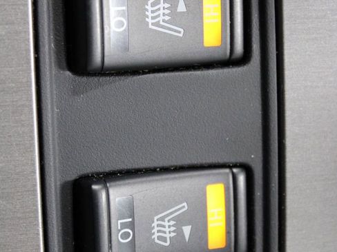 Used 2023 Nissan Murano SV image 39