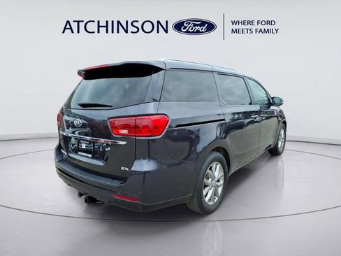 Used 2020 Kia Sedona EX FWD image 4