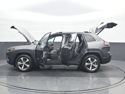 Used 2021 Jeep Cherokee Limited AWD/4WD image 27