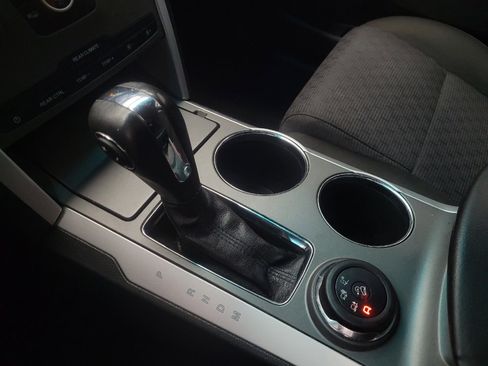 Used 2014 Ford Explorer XLT image 26