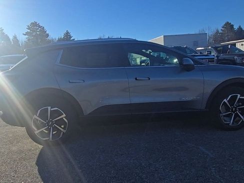 New 2026 Chevrolet Equinox EV LT w/ LPO, All-Weather Mat Package image 45