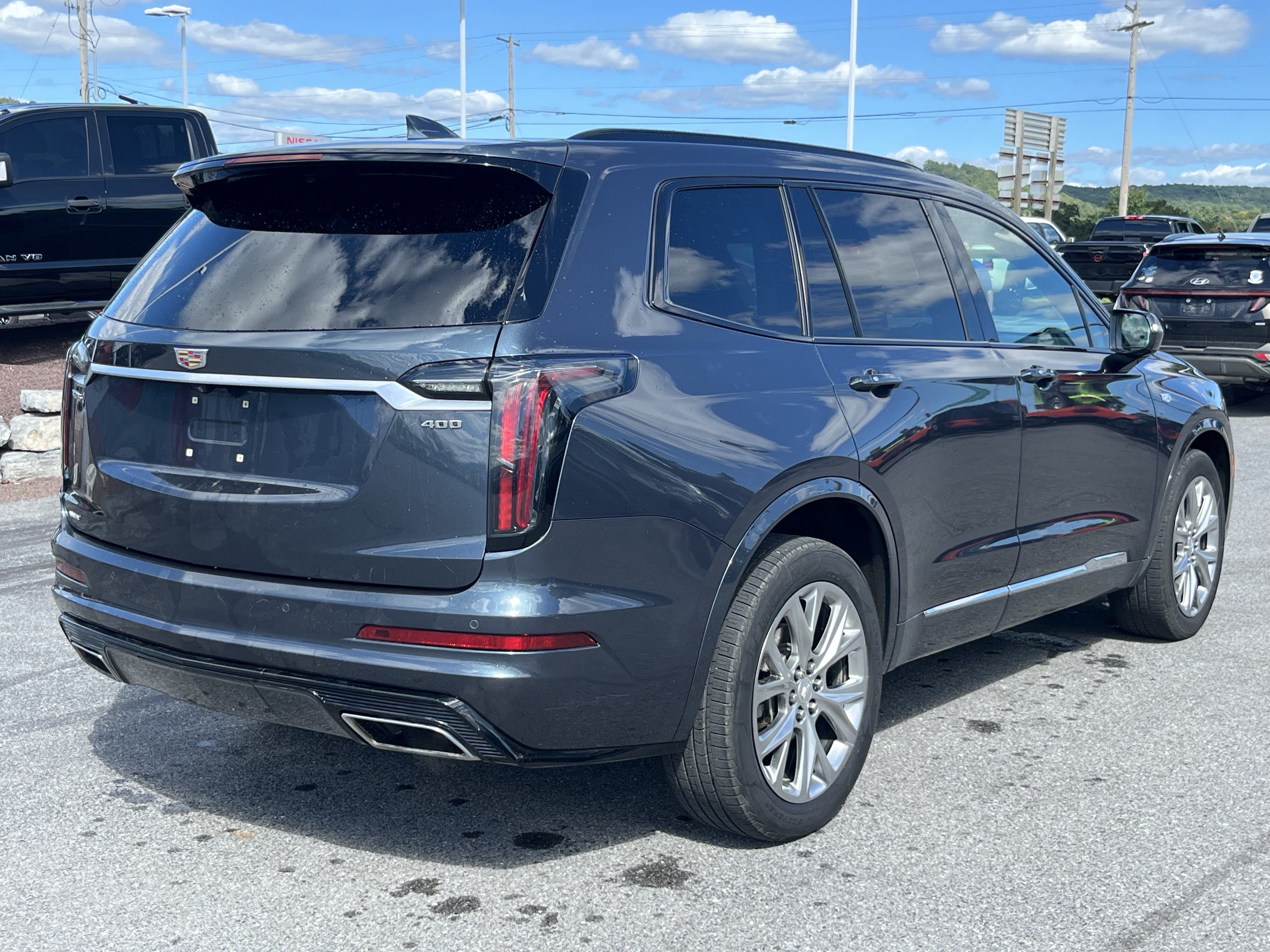 Used 2020 Cadillac XT6 Sport w/ LPO, Floor Liner Package AWD/4WD image 5