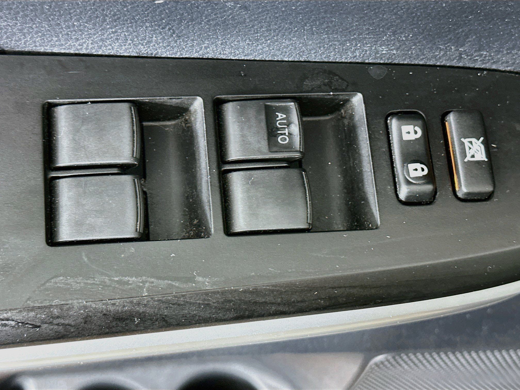 Used 2019 Toyota Tundra SR5 AWD/4WD image 15