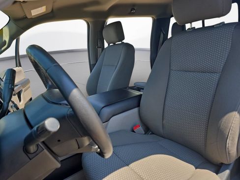 Used 2019 Ford F150 XLT w/ Equipment Group 302A Luxury AWD/4WD image 14