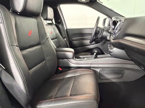 Used 2025 Dodge Durango GT image 35
