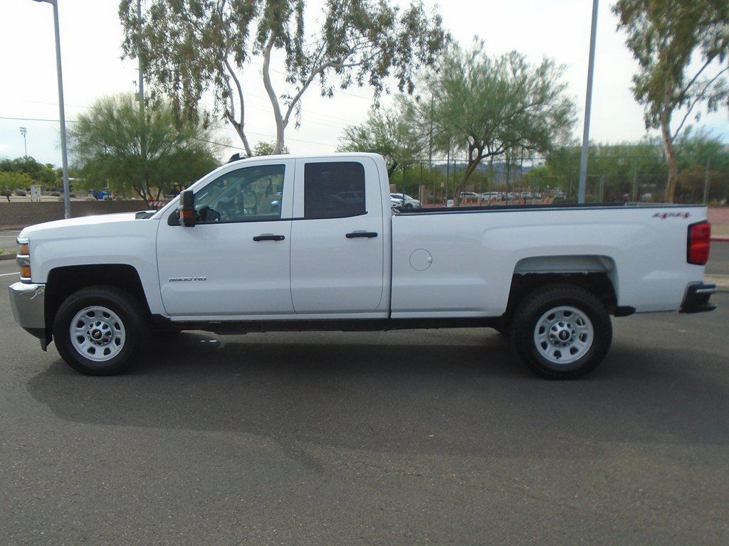 Used 2015 Chevrolet Silverado 3500 W/T w/ WT Convenience Package AWD/4WD image 2