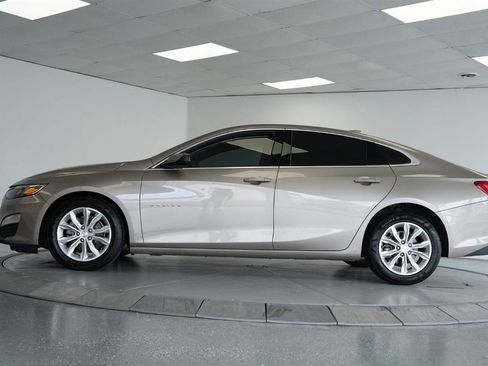 Used 2023 Chevrolet Malibu LT FWD image 6
