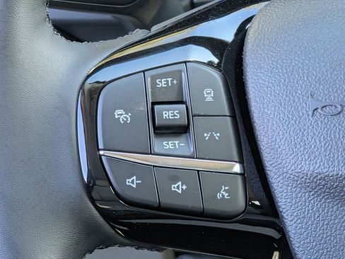 New 2026 Ford Escape SE image 13