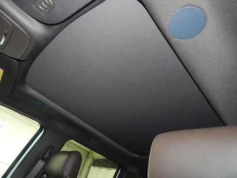 New 2025 Ford F250 King Ranch w/ Chrome Package image 17