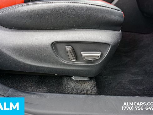 Used 2022 Toyota Highlander XSE AWD/4WD image 57