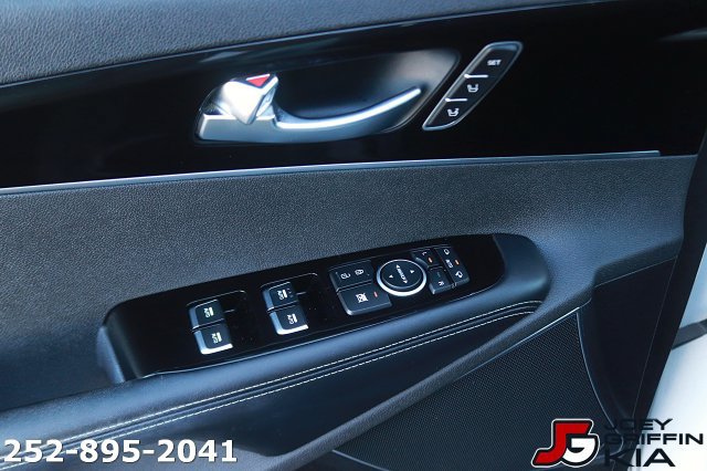 Used 2018 Kia Sorento SX FWD image 13