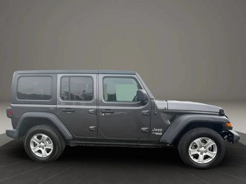 Used 2021 Jeep Wrangler Unlimited Sport AWD/4WD image 4