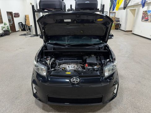 Used 2015 Scion xB FWD image 56